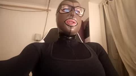 Snapshot of joanesxfree chatting on 14, 2, 2025 The sweetest toy online show from 14, 2, 2025