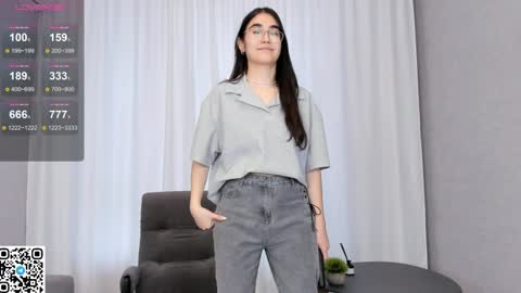 Mia online show from 4, 1, 2025