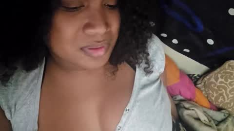 Snapshot of joanieluvschachii chatting on 24, 10, 2025 JoanieluvschachiTrans-Girl online show from 24, 10, 2025