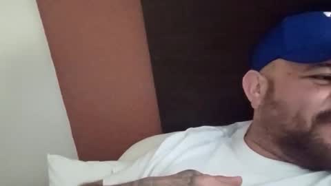 joaquinacarrillo19851985 online show from 16, 2, 2026