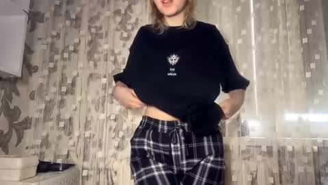 Snapshot of joeannfurgison chatting on 26, 2, 2026 Aurora online show from 26, 2, 2026