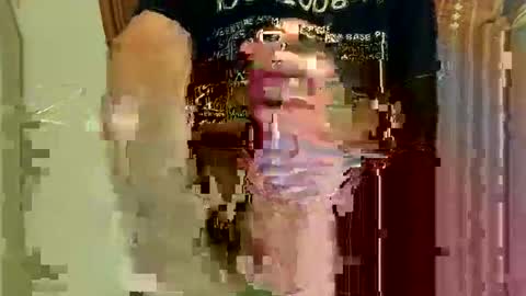 Snapshot of joeblow2525 chatting on 6, 10, 2025 joeblow2525 online show from 6, 10, 2025