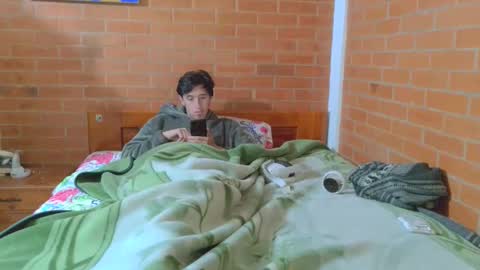 johan70nsexy online show from 5, 3, 2026