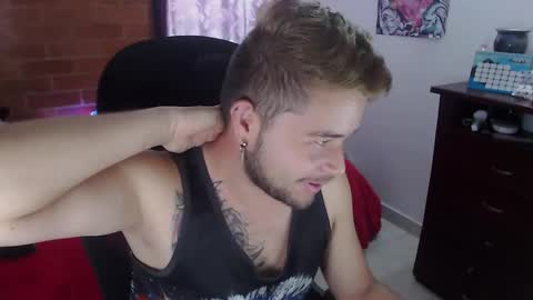 JOHAN independient model online show from 28, 10, 2025