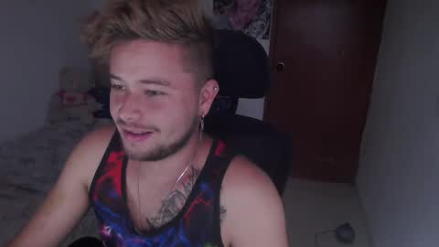 JOHAN independient model online show from 3, 12, 2025