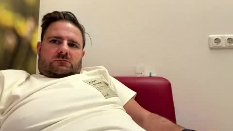 john281985 online show from 27, 7, 2026