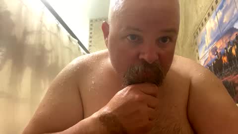 Snapshot of john40a chatting on 24, 12, 2024 John online show from 24, 12, 2024