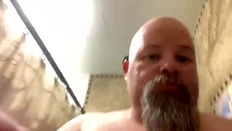 Snapshot of john40a chatting on 24, 12, 2024 John online show from 24, 12, 2024