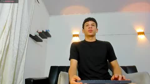 john_ssnow29 online show from 27, 6, 2026