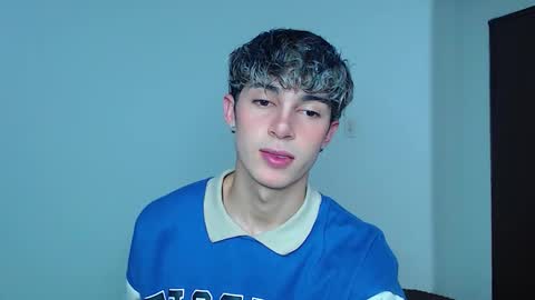 John Vichenso online show from 25, 11, 2025