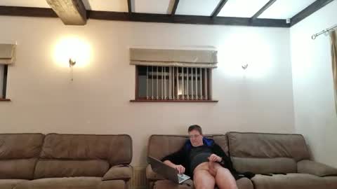 johnathan_stuart33 online show from 15, 3, 2026