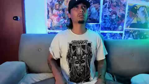 John carrie    Independent  Help me reach my goal 100 likes and 10000 followers  online show from 17, 1, 2026