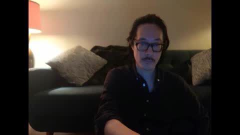 Johnee online show from 26, 10, 2025