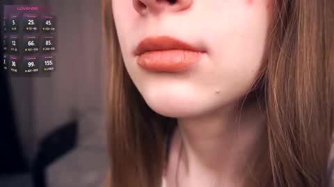 Snapshot of johnnietantum chatting on 28, 10, 2025 Rocio online show from 28, 10, 2025