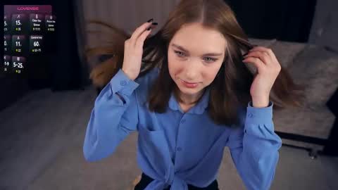 Snapshot of johnnietantum chatting on 3, 11, 2025 Rocio online show from 3, 11, 2025