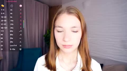 Snapshot of johnnietantum chatting on 23, 11, 2025 Rocio online show from 23, 11, 2025