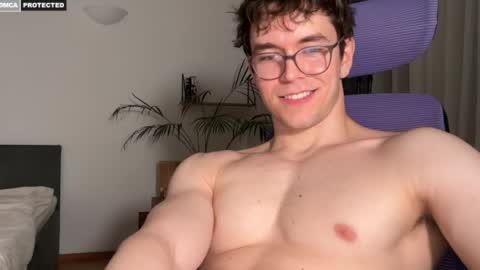 Snapshot of johnnnyhorny chatting on 25, 5, 2026 Johnny online show from 25, 5, 2026