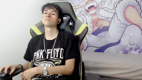 Snapshot of johnny_cagee chatting on 8, 1, 2025 johnny_cagee online show from 8, 1, 2025