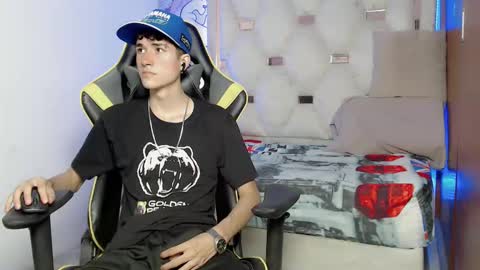 Snapshot of johnny_cagee chatting on 11, 9, 2025 johnny_cagee online show from 11, 9, 2025