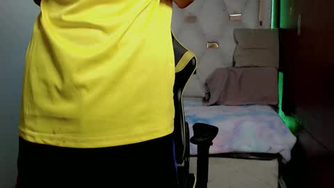 Snapshot of johnny_cagee chatting on 20, 10, 2025 johnny_cagee online show from 20, 10, 2025