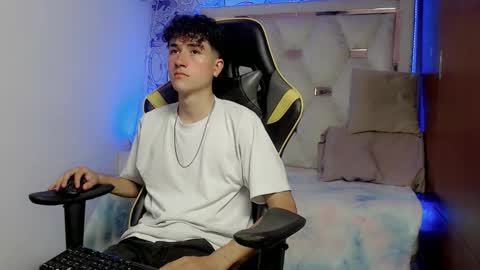 Snapshot of johnny_cagee chatting on 9, 11, 2025 johnny_cagee online show from 9, 11, 2025