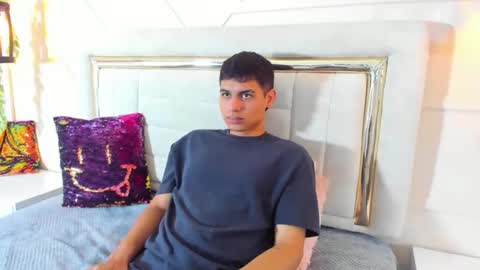 johnny_romano online show from 26, 2, 2025