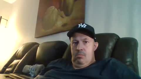 Snapshot of johnnycb7 chatting on 4, 11, 2025 johnnycb7 online show from 4, 11, 2025