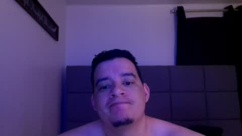 Snapshot of johnpyyy chatting on 7, 7, 2026 Shimu online show from 7, 7, 2026