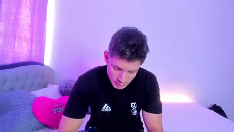 johnycooper08 online show from 7, 7, 2026