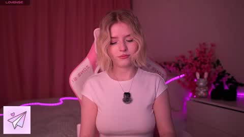 Paula online show from 5, 3, 2026