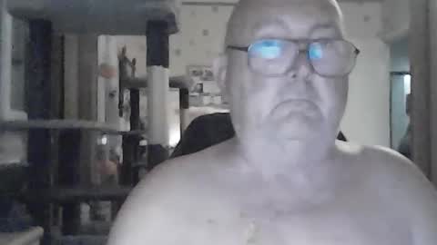 Snapshot of jojo60000529566 chatting on 3, 8, 2026 jojo60000529566 online show from 3, 8, 2026