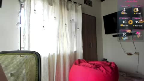 jolie_reyes1 online show from 7, 12, 2024