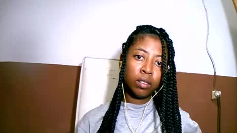 Snapshot of joliekah27 chatting on 15, 2, 2025 joliekah27 online show from 15, 2, 2025