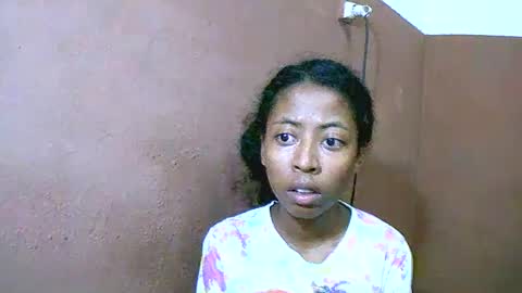 Snapshot of joliekah27 chatting on 5, 3, 2025 joliekah27 online show from 5, 3, 2025