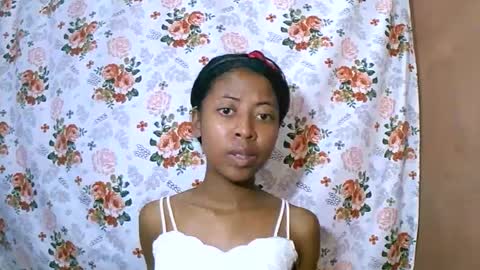 Snapshot of joliekah27 chatting on 8, 3, 2025 joliekah27 online show from 8, 3, 2025