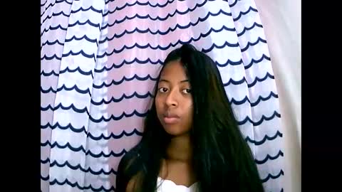 Snapshot of joliekah27 chatting on 11, 9, 2025 joliekah27 online show from 11, 9, 2025