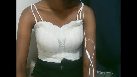 joliekah27 online show from 8, 2, 2026