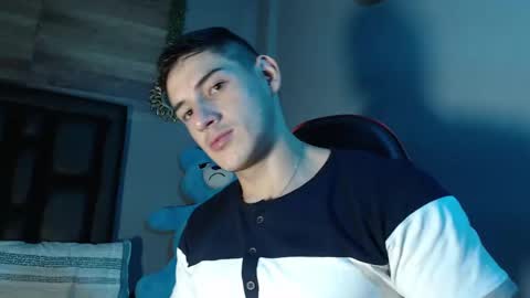 jonathancast08 online show from 2, 2, 2025