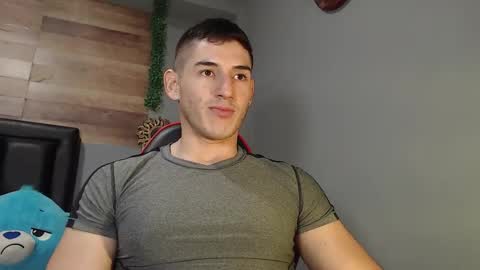 jonathancast08 online show from 8, 2, 2025