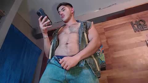 jonathancast08 online show from 24, 11, 2025