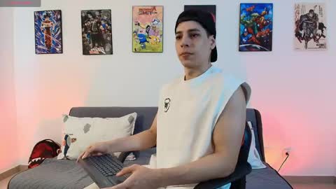 Instagram jonathanfit14 online show from 12, 4, 2026