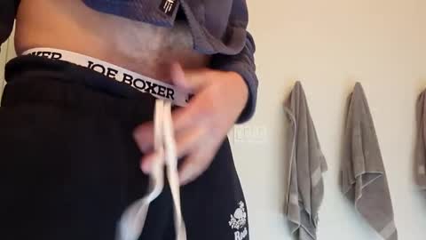 Snapshot of jonesy420xoo chatting on 31, 12, 2024 jonesy420xoo online show from 31, 12, 2024