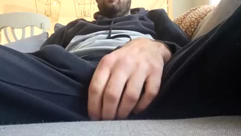 Snapshot of jonesy420xoo chatting on 5, 1, 2025 jonesy420xoo online show from 5, 1, 2025