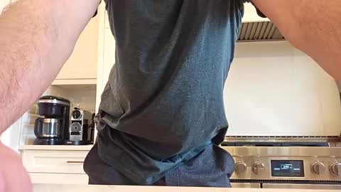 Snapshot of jonesy420xoo chatting on 8, 3, 2025 jonesy420xoo online show from 8, 3, 2025