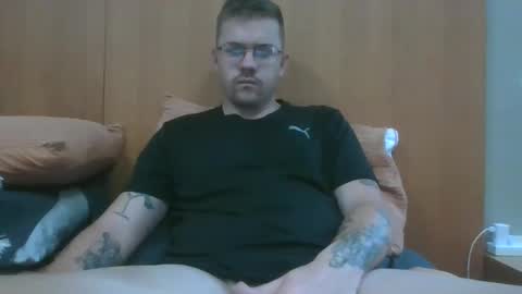 Snapshot of jonoy1995 chatting on 9, 12, 2024 jonoy1995 online show from 9, 12, 2024