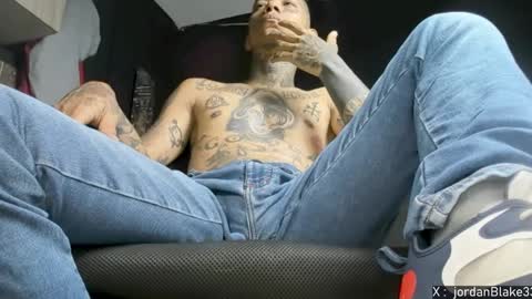 Snapshot of jordan33blake chatting on 22, 12, 2024 jordan33blake online show from 22, 12, 2024