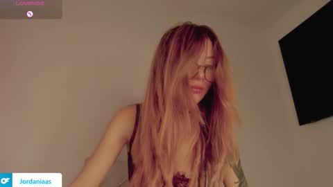 Snapshot of jordaniaa_ chatting on 11, 11, 2025 Megan OF Jordaniaas online show from 11, 11, 2025