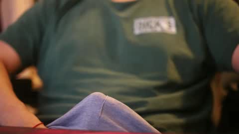 Snapshot of jorge9614 chatting on 21, 10, 2025 jorge9614 online show from 21, 10, 2025