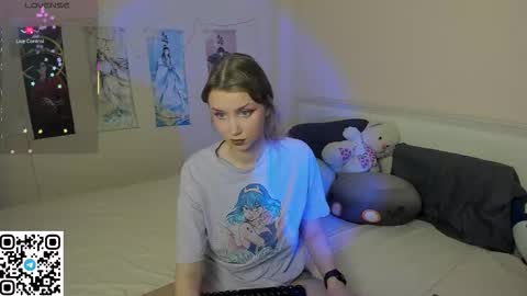 Mila online show from 21, 11, 2025