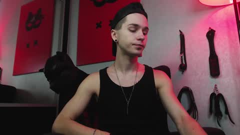 Snapshot of joseph__quinn chatting on 17, 1, 2025 Master Joseph online show from 17, 1, 2025